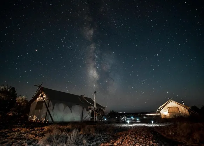 Campo de lujo Under Canvas Grand Canyon